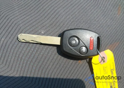 2009 Honda Fit from USA, damaged, VIN JHMGE882X9S071193